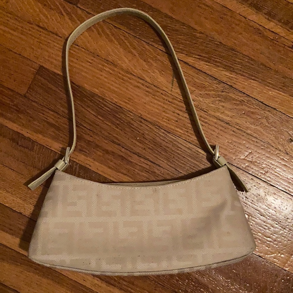 Little fendi shoulder bag -